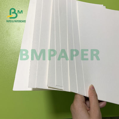 जलशुष्कक गोली के लिए फ्लैट सतह Uncoated पेपर बोर्ड 615mm X 860mm