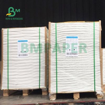 सुपर व्हाइट वुडफ्री ऑफ़सेट पेपर 140gsm 160gsm 635mm X 914mm अच्छा समतलता