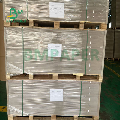 600gsm 700gsm इको-फ्रेंडली स्ट्रॉ बोर्ड दोनों साइड ग्रे हार्ड स्ट्रेंथ