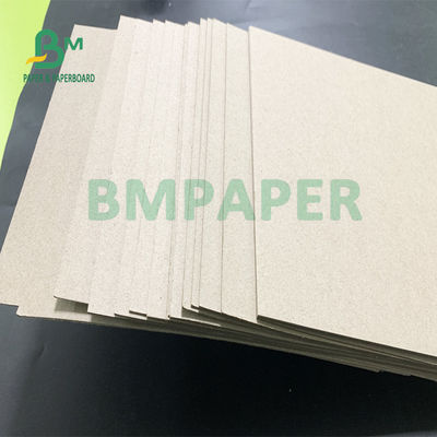 600gsm 700gsm इको-फ्रेंडली स्ट्रॉ बोर्ड दोनों साइड ग्रे हार्ड स्ट्रेंथ