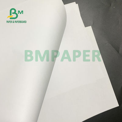 दस्तावेज़ 615 मिमी X 860 मिमी के लिए 58gsm 60gsm अनकोटेड व्हाइट पेपर शीट्स