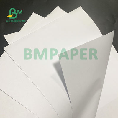 दस्तावेज़ 615 मिमी X 860 मिमी के लिए 58gsm 60gsm अनकोटेड व्हाइट पेपर शीट्स
