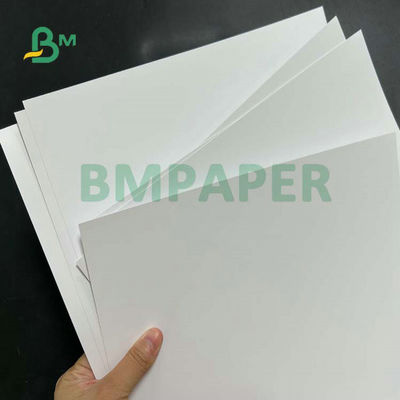 पत्रिकाओं के लिए 280mic 300mic 320mic ग्लॉस कोटेड C2S SBS पेपरबोर्ड 70 X 100cm