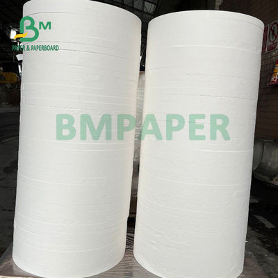 24gsm 28gsm व्हाइट क्राफ्ट स्ट्रॉ रैपिंग पेपर रोल 25mm 26.5mm कम्पोस्टेबल