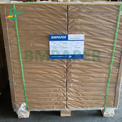 पत्रिका के लिए 70# 90# C2S ग्लॉसी पेपर कोटेड ग्लॉस कवर 13'' x 19'' उच्च सफेदी