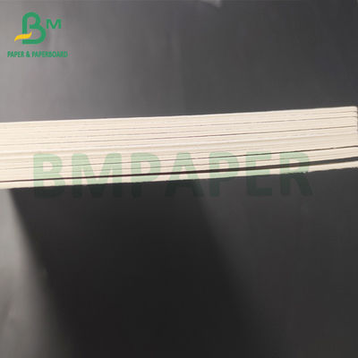कप कोस्टर के लिए 0.4 - 0.9 मिमी मोटा सादा सफेद कोस्टर बोर्ड 640 X 900 मिमी