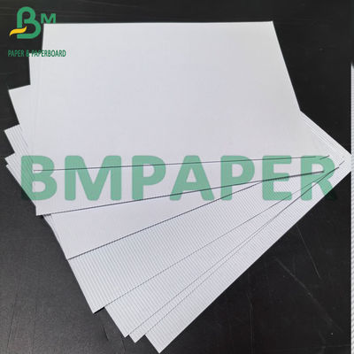 1.5 मिमी 2.5 मिमी 3 परतें सफेद घुमावदार कार्डबोर्ड पैकेजिंग ब्लीच कार्डबोर्ड शीट