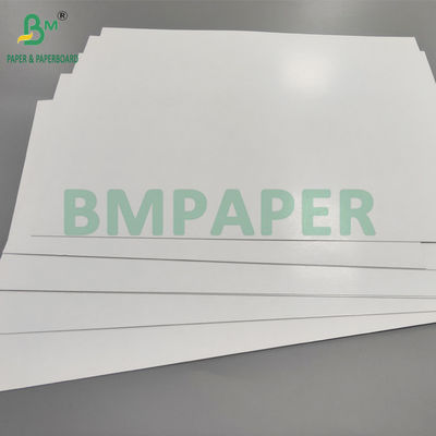 खेल कार्ड के लिए 310gsm कोटेड ब्लैक कोर बोर्ड 70 x 100 सेमी अच्छी कठोरता