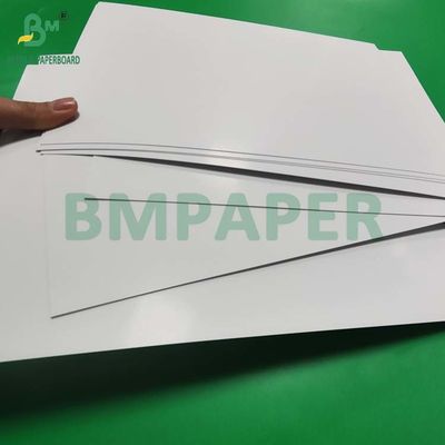 100lb 270GSM C2S पत्रिका के लिए चमकदार कवर 12' x 18' उत्कृष्ट छवि एसिड मुक्त
