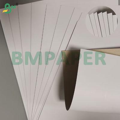 पैकिंग बॉक्स के लिए ग्रे बैक के साथ 350 ग्राम डुप्लेक्स बोर्ड 80 * 110 सेमी