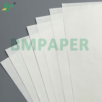 पैकिंग बैग और कैरी बैग के लिए 85gsm-200gsm क्रैक - प्रूफ ब्राइट बकाया ताकत सफेद क्राफ्ट पेपर