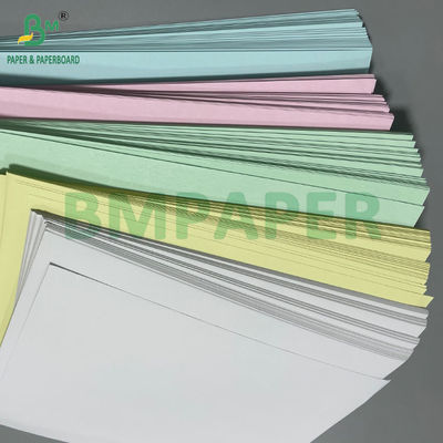 572 मिमी X 876 मिमी 55 ग्राम 60 ग्राम एनसीआर सीबी सीएफबी सीएफ कार्बनलेस ऑटोकॉपी पेपर इन रीम