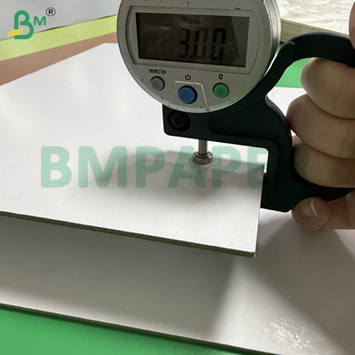 3mm लकड़ी के गूदे से बना सफेद डिस्प्ले बोर्ड, मुद्रित इनडोर पीओएस के लिए 1220 X 2440mm