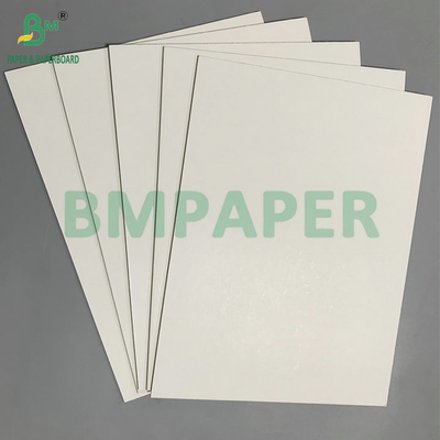 वुड पल्प व्हाइट डिस्प्ले बोर्ड 1mm 2mm 1220x2440mm बड़े प्रारूप डिजिटल प्रिंटिंग