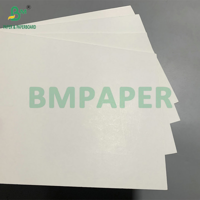 वुड पल्प व्हाइट डिस्प्ले बोर्ड 1mm 2mm 1220x2440mm बड़े प्रारूप डिजिटल प्रिंटिंग