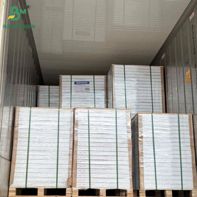 अच्छी सफ़ेदता 110lb 300gsm गैर-कोटेड कवर उच्च मोटाई कागज पत्रकों में